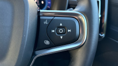 Volvo XC40 2.0 B3P Plus Dark 5dr Auto Petrol Estate